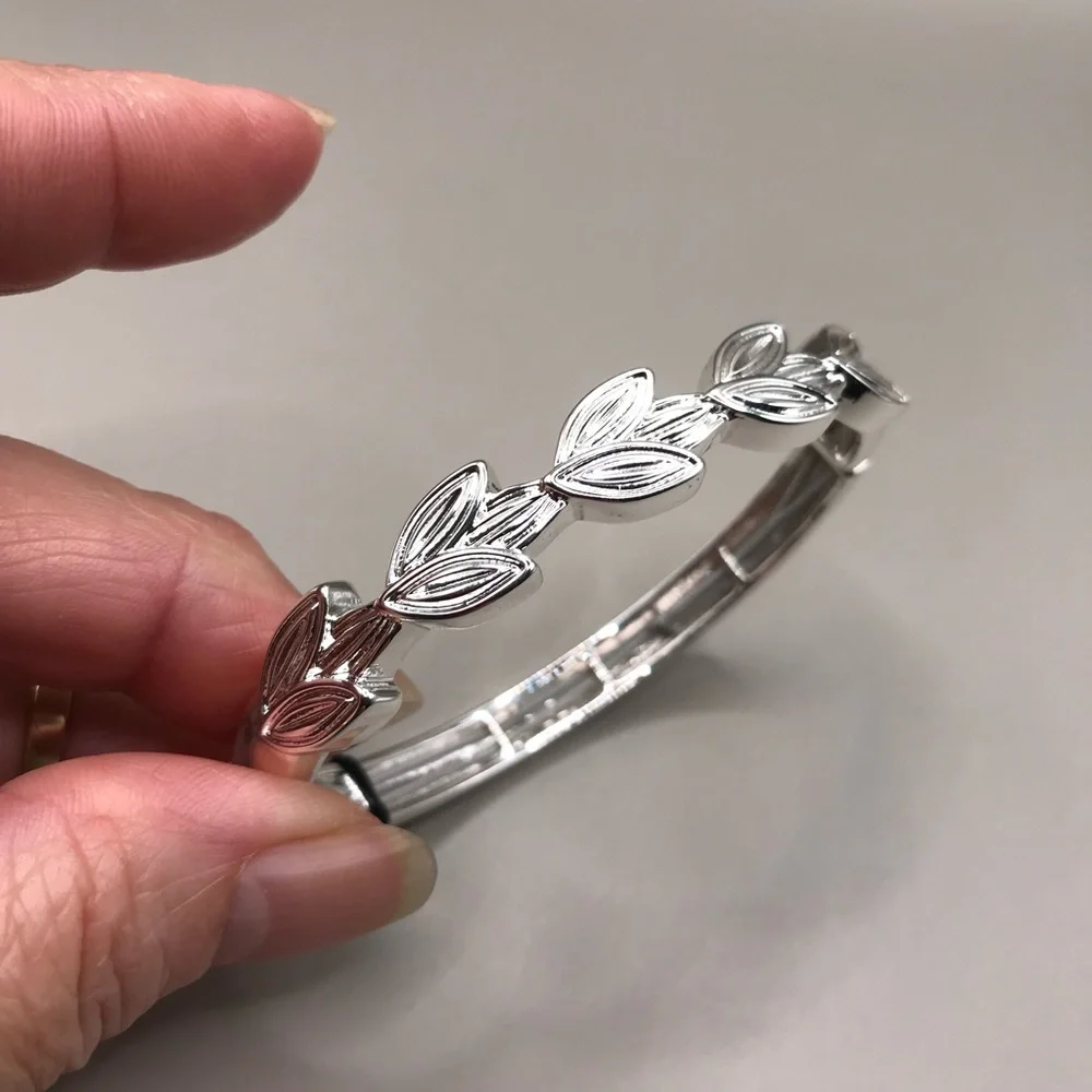 Thalia Sodi Silver-Tone Leaf Stretch Bracelet - Picture 5 of 5